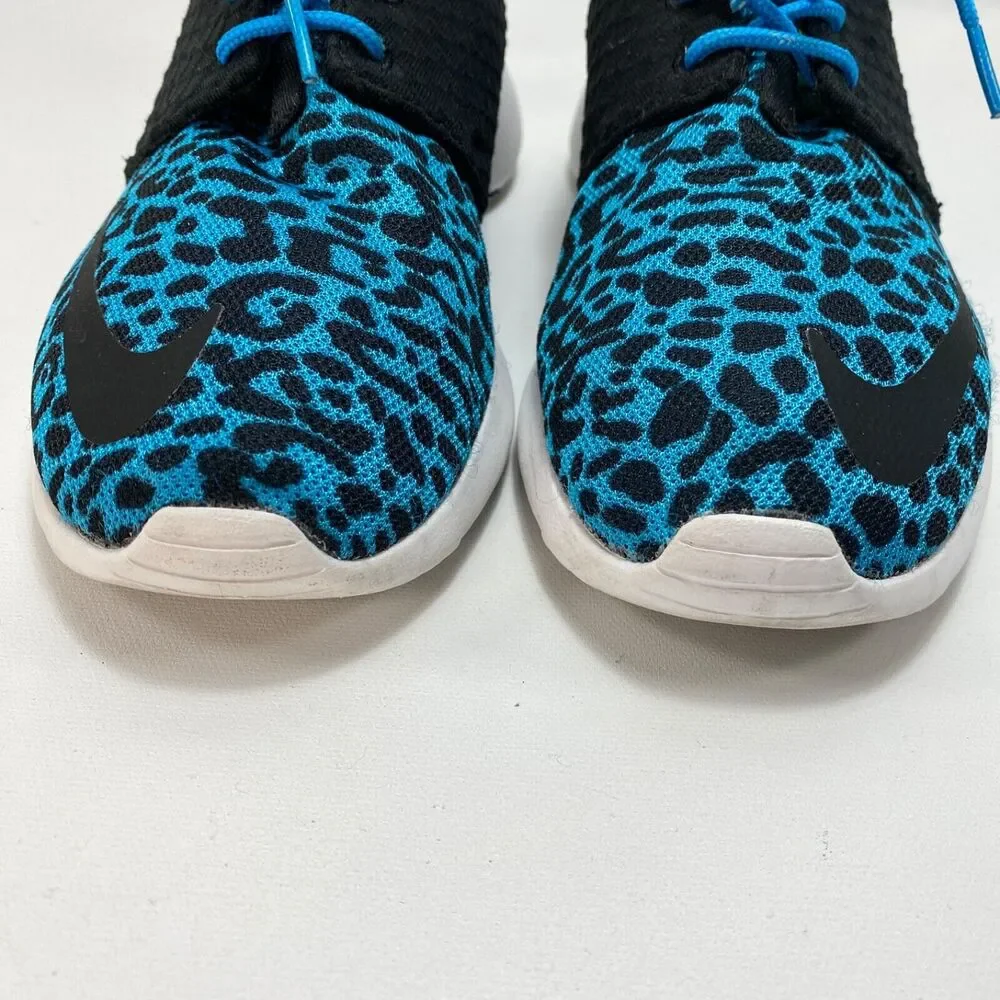 Nike Roshe Run Sneakers Womens 8 Black Current Blue Leopard Running Workout Gym